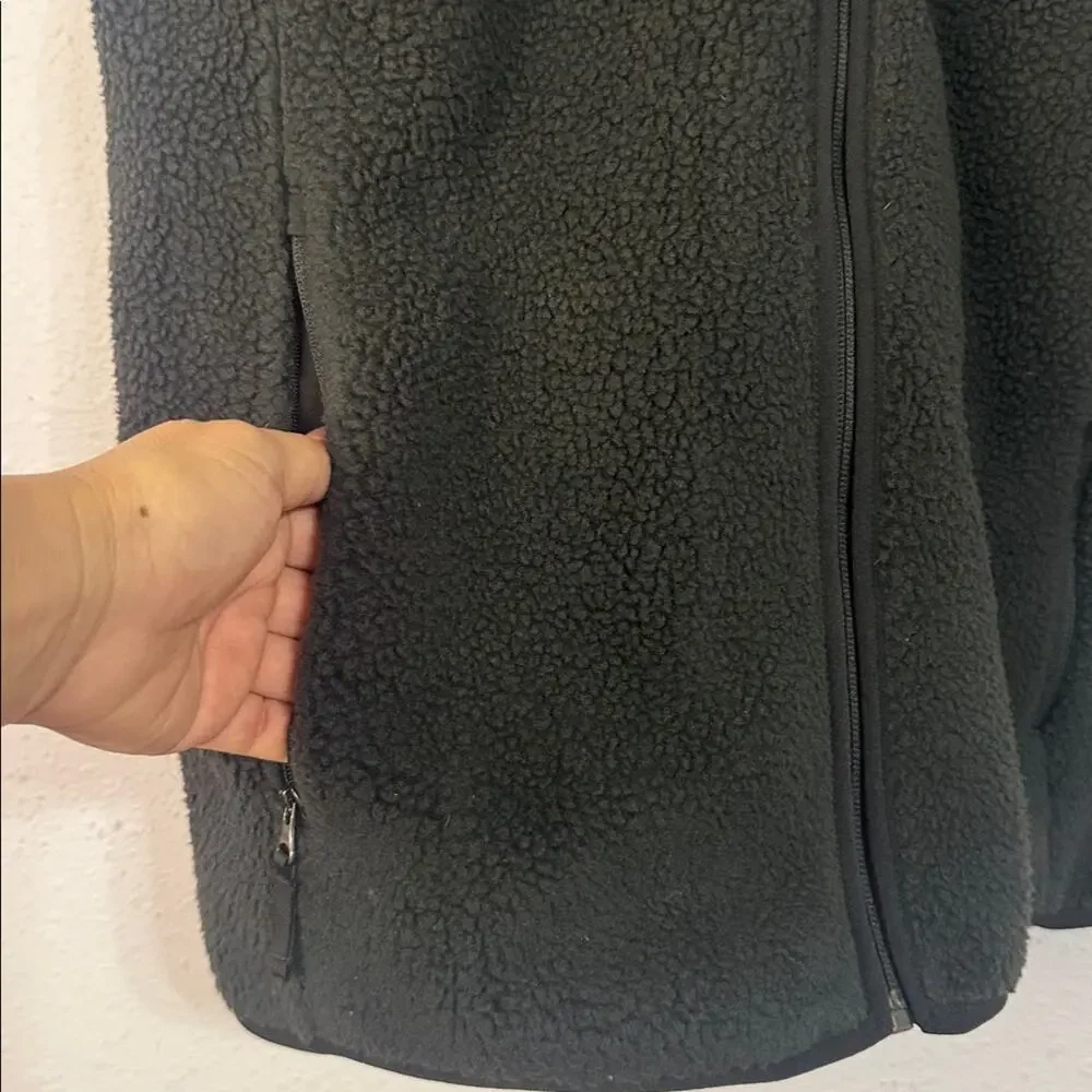 The North Face Men Black Fleece Vest Size M